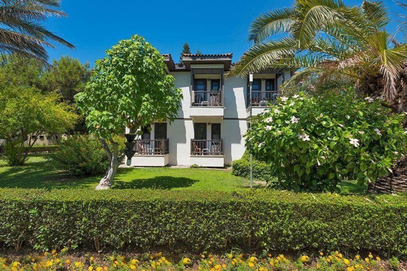 Side utazás Club Nena