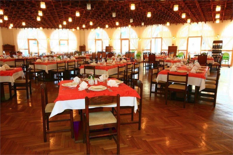 Napospart utazás Continental 3*