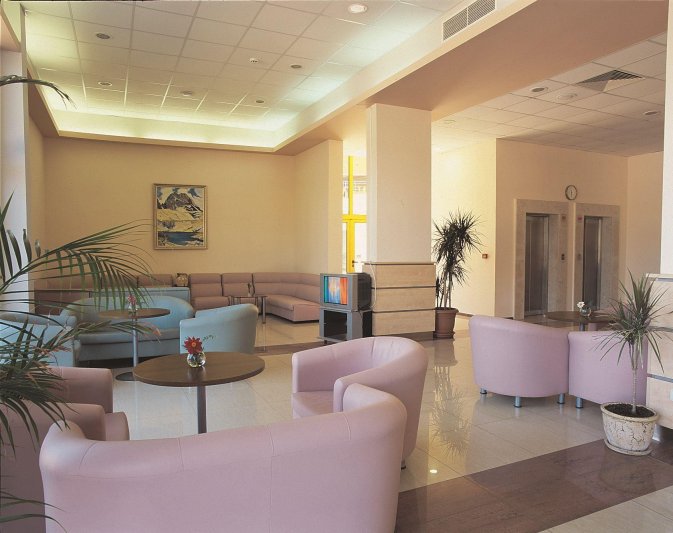 Napospart utazás Continental 3*