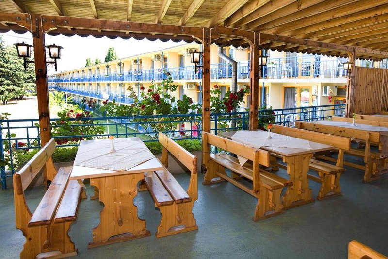 Napospart utazás Continental 3*+