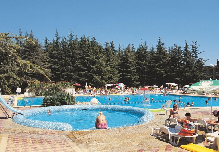 Napospart utazás Continental 3*+