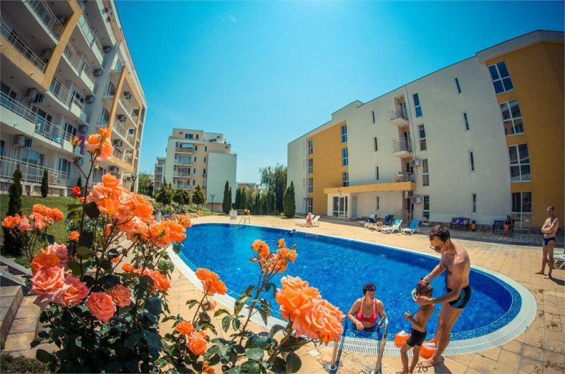 Napospart utazás Crown Fort Club