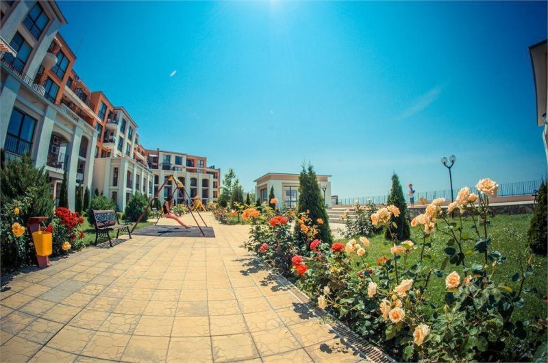 Napospart utazás Crown Fort Club