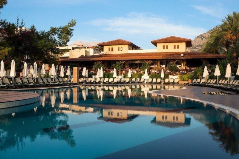 Kemer utazás Crystal Aura Beach Resort & Spa