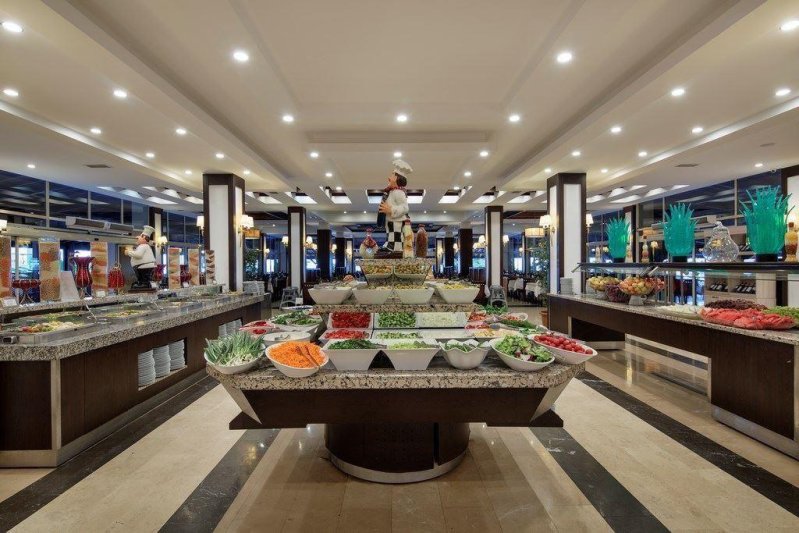 Kemer utazás Crystal Aura Beach Resort & Spa