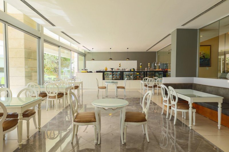 Antalya utazás Crystal Centro Resort