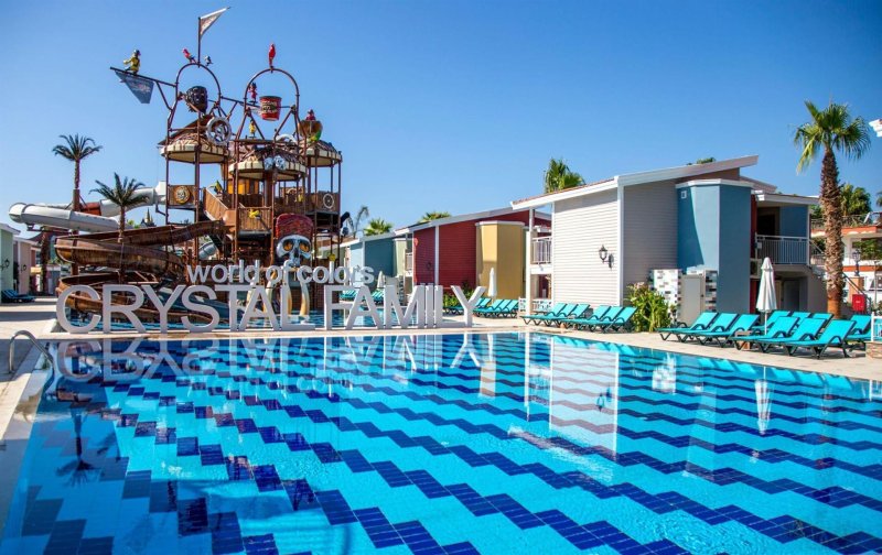Belek utazás Crystal Club World Of Colours
