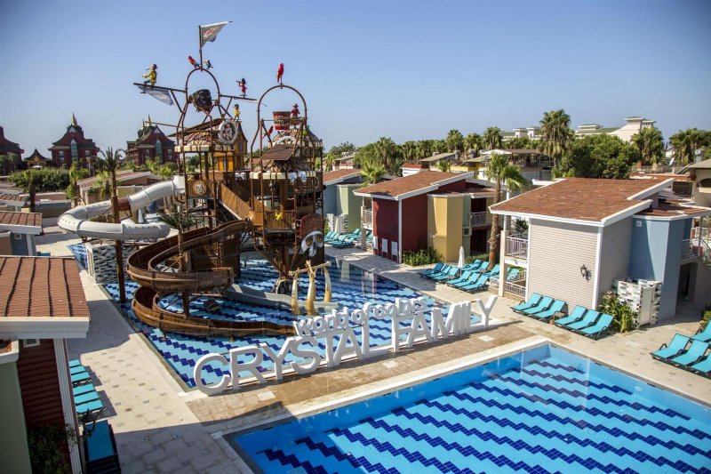 Belek utazás Crystal Club World Of Colours