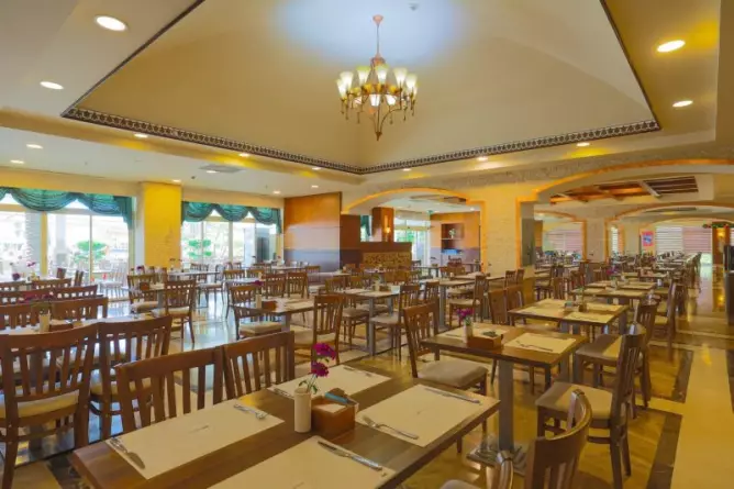 Crystal Family Resort Belek