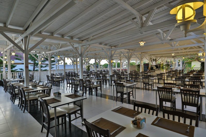 Crystal Flora Beach Resort Kemer
