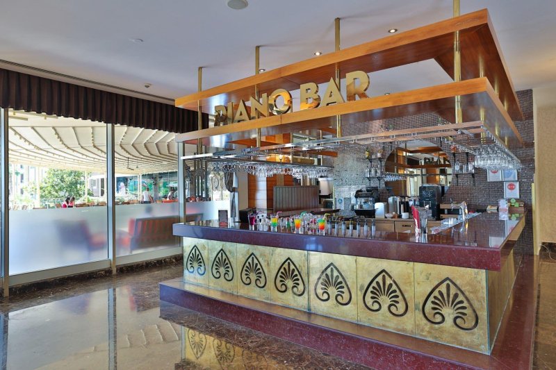 Kemer utazás Crystal Prestige Elite