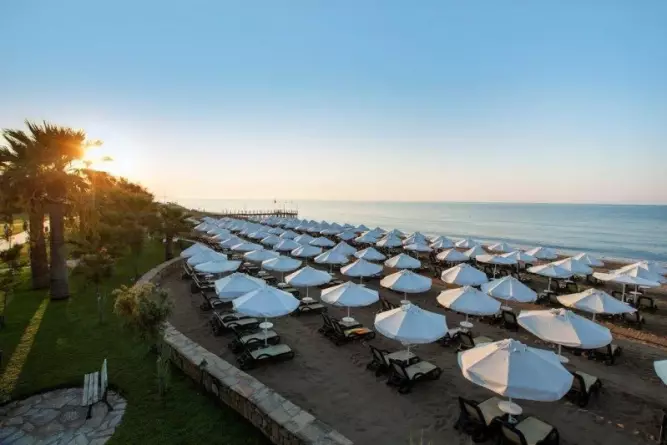 Crystal Tat Beach Belek