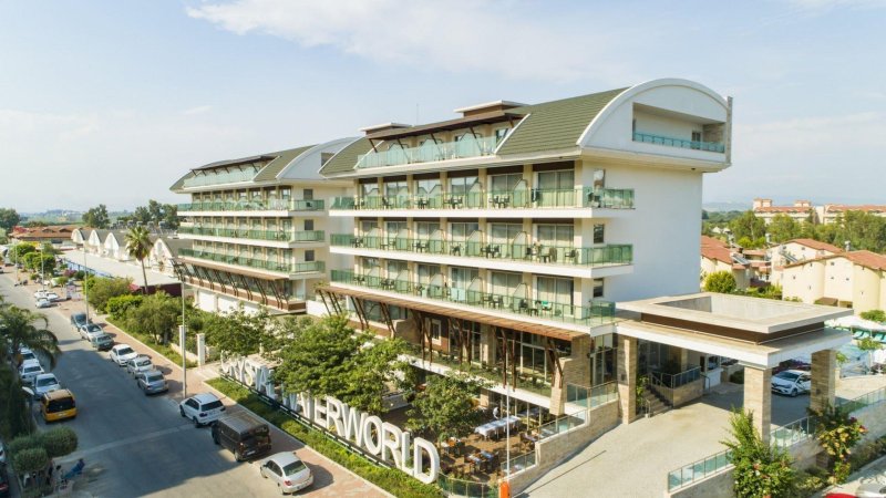 Belek utazás Crystal Waterworld Resort & Spa