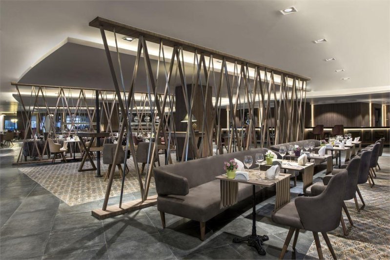 Antalya utazás Delphin Be Grand Resort