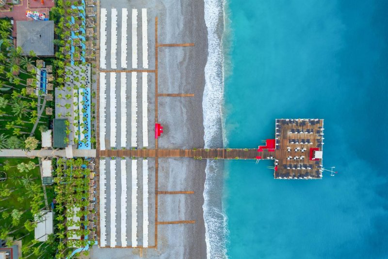 Alanya utazás Delphin Deluxe Resort