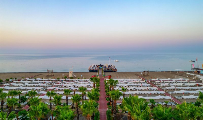 Antalya utazás Delphin Diva Hotel