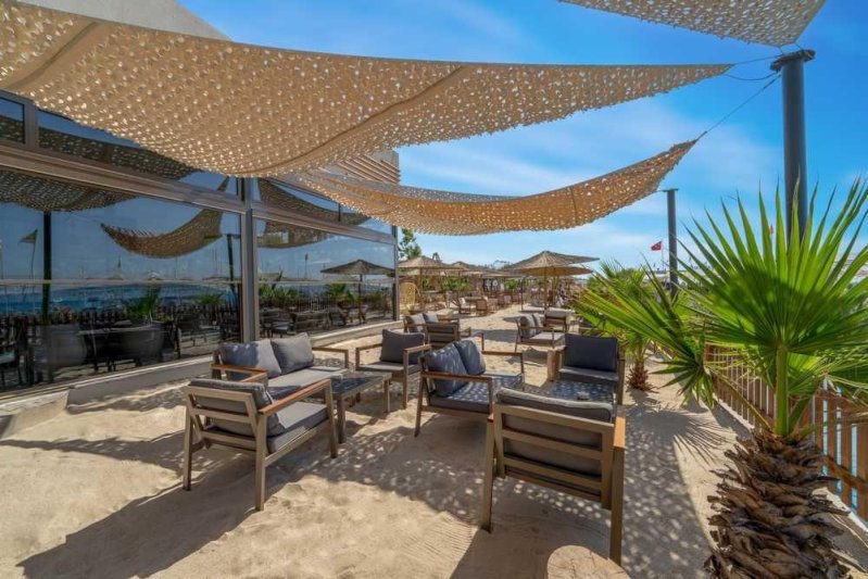 Antalya utazás Delphin Imperial Lara