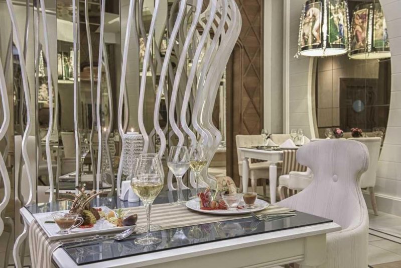 Antalya utazás Delphin Imperial Lara