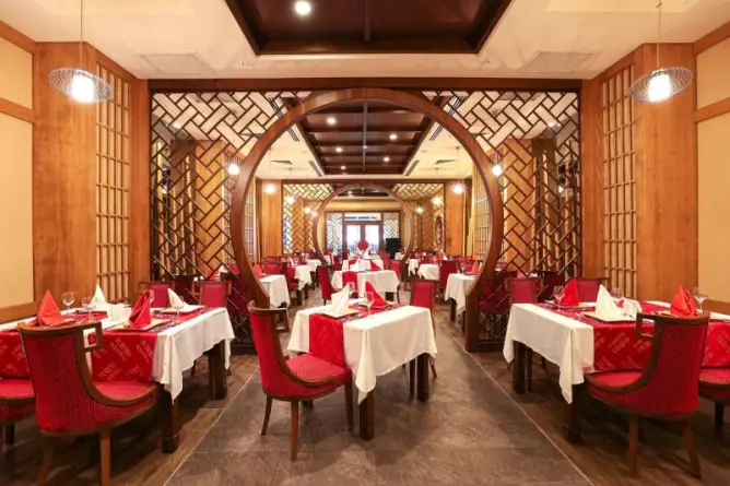 Diamond Excellence Resort & Spa Side