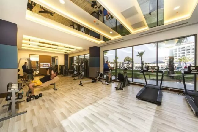 Diamond Premium Hotel & Spa Side