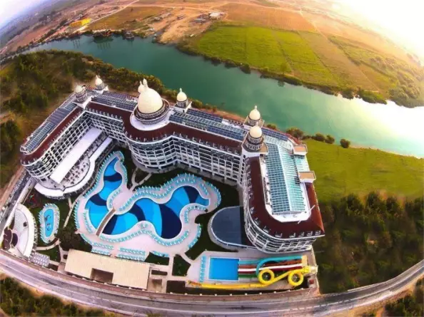 Diamond Premium Hotel & Spa Side
