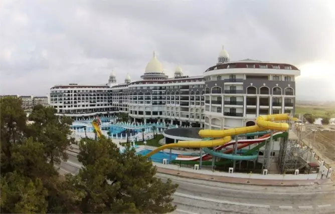 Diamond Premium Hotel & Spa Side