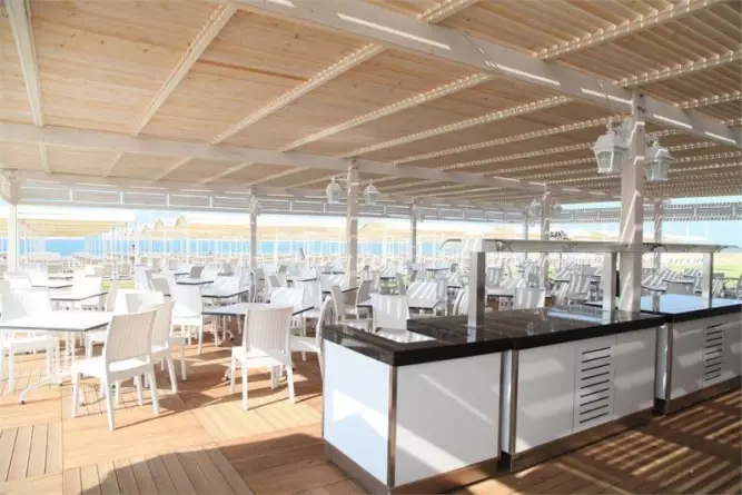 Diamond Premium Hotel & Spa Side