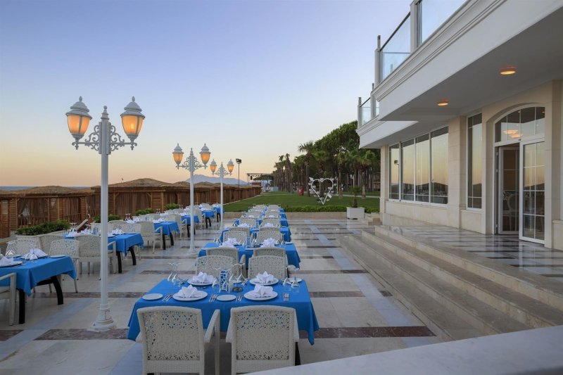 Kemer utazás Dobedan World Palace