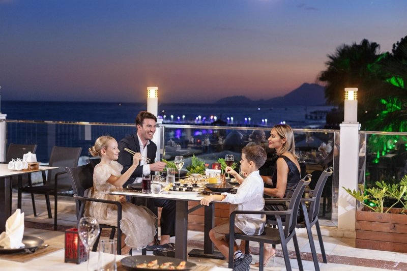 Kemer utazás Dobedan World Palace