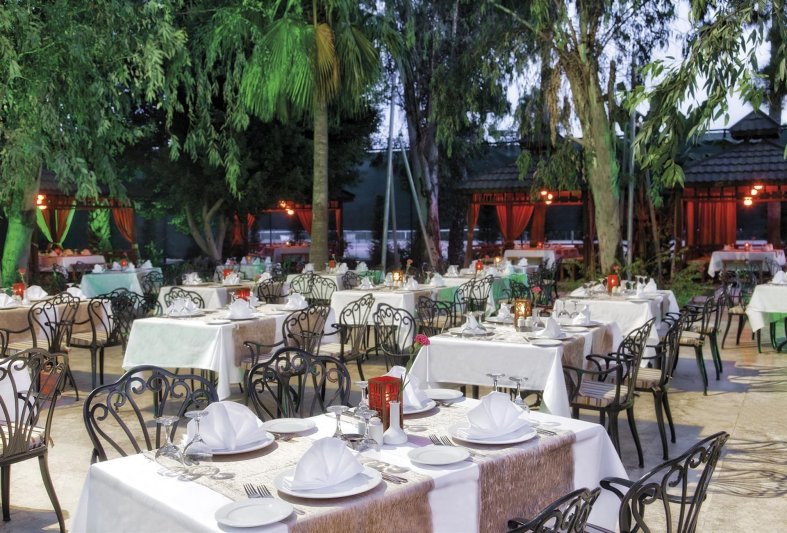 Kemer utazás Dobedan World Palace