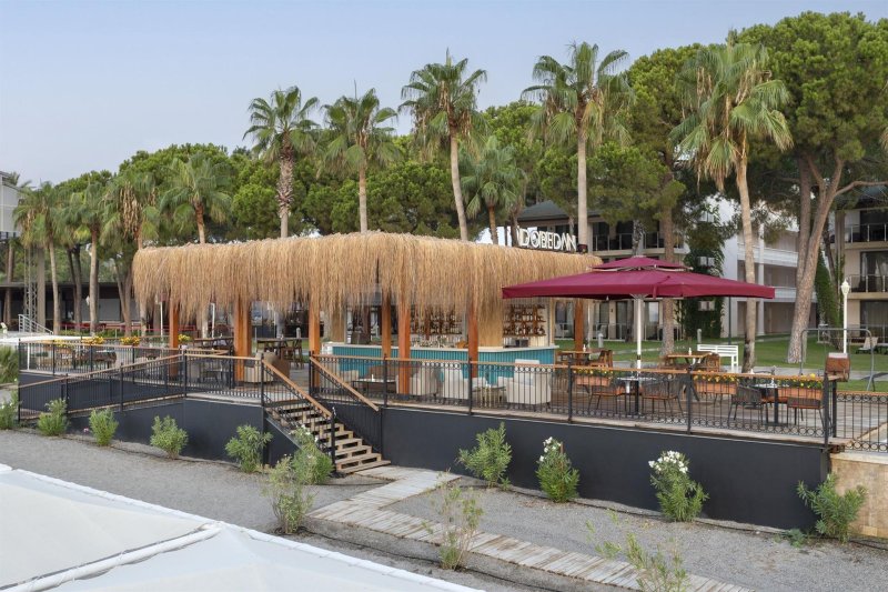 Kemer utazás Dobedan World Palace