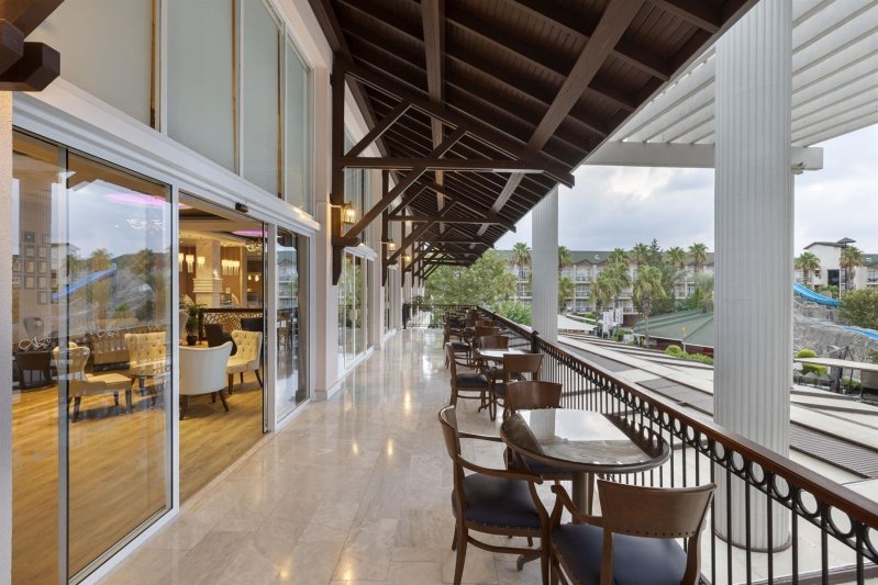 Kemer utazás Dobedan World Palace