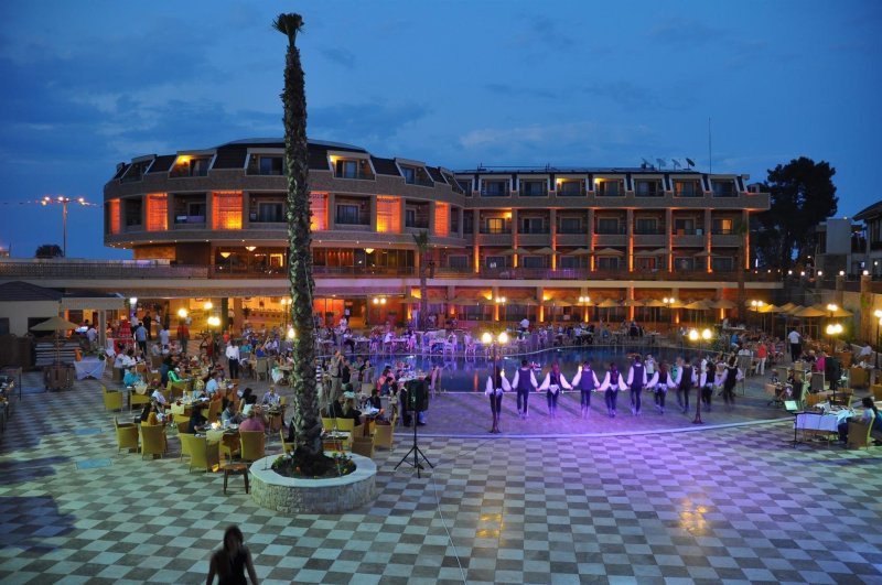 Kemer utazás Elamir Resort Hotel