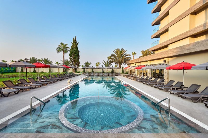 Alanya utazás Elysee Hotel