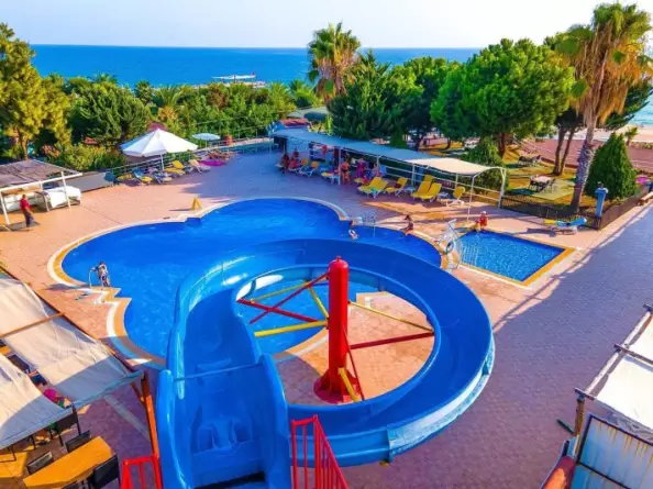 Elysium Elite Hotel & Spa Side