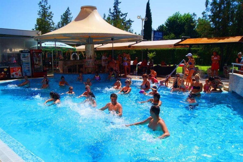 Napospart utazás Flamingo Sb