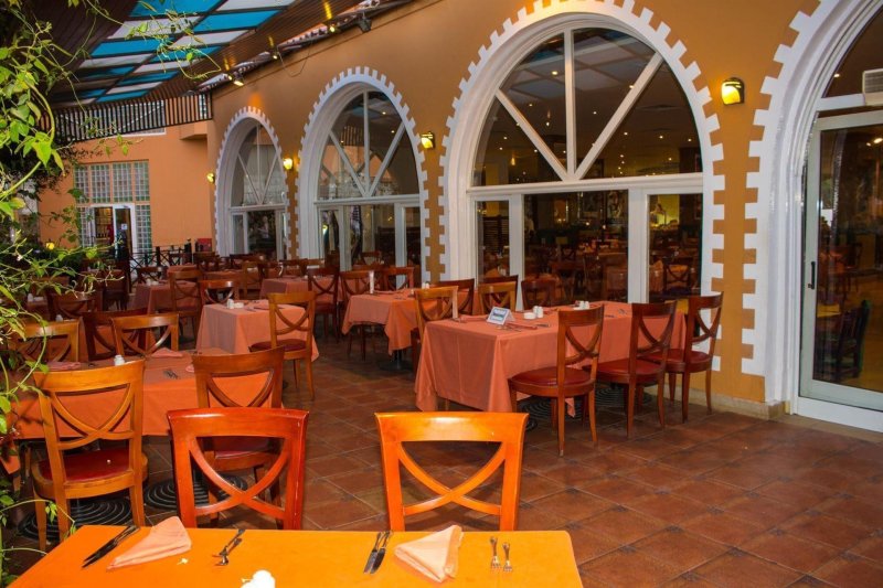 Hurghada utazás Golden Beach Resort