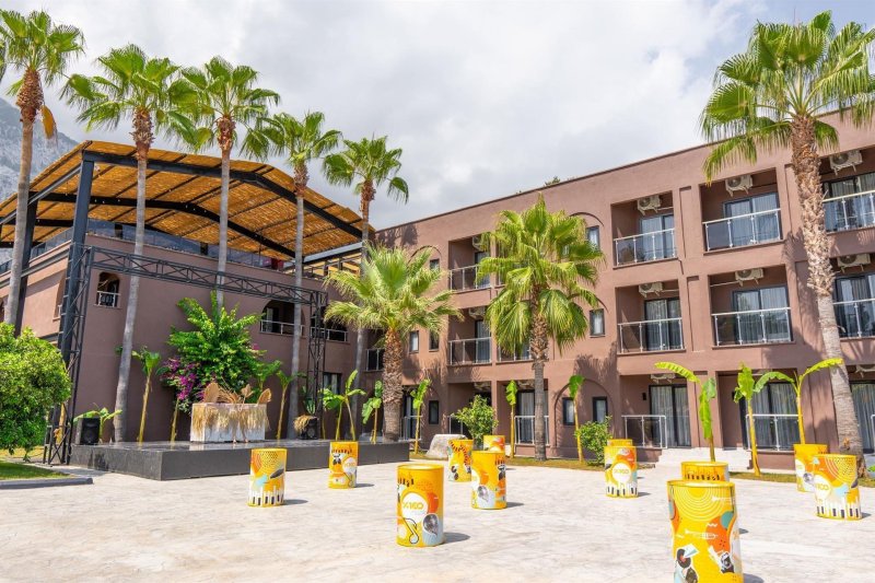 Kemer utazás Golden Sun