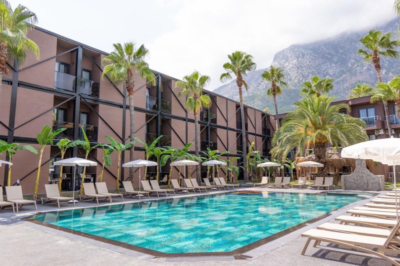 Kemer utazás Golden Sun