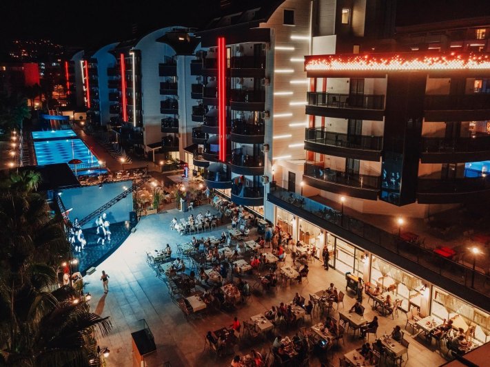 Alanya utazás Grand Uysal Beach & Spa