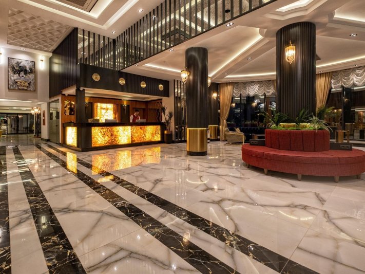 Alanya utazás Grand Uysal Beach & Spa