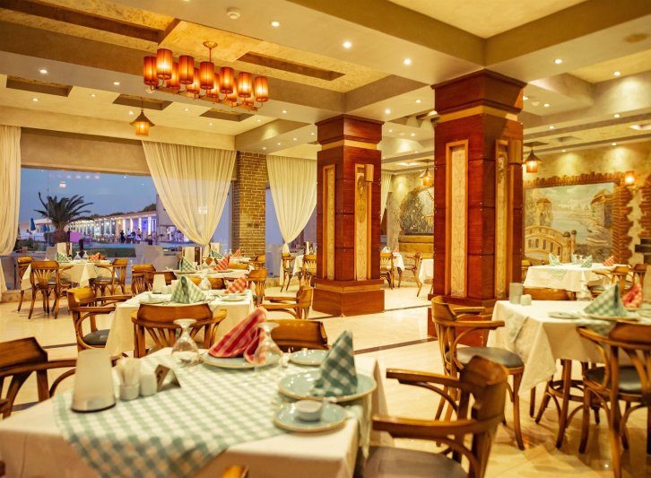 Hurghada utazás Gravity Hotel & Aqua Park Hurghada