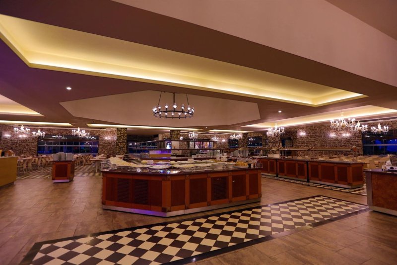 Alanya utazás Gypsophila Holiday Village