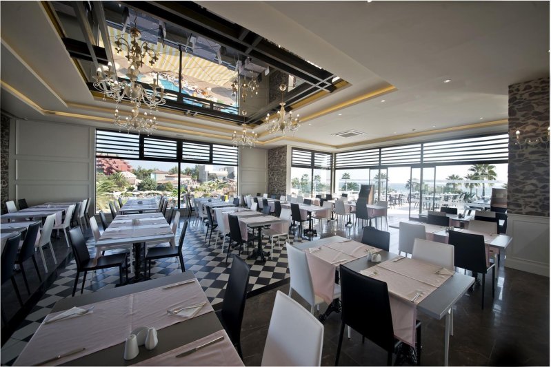 Alanya utazás Gypsophila Holiday Village