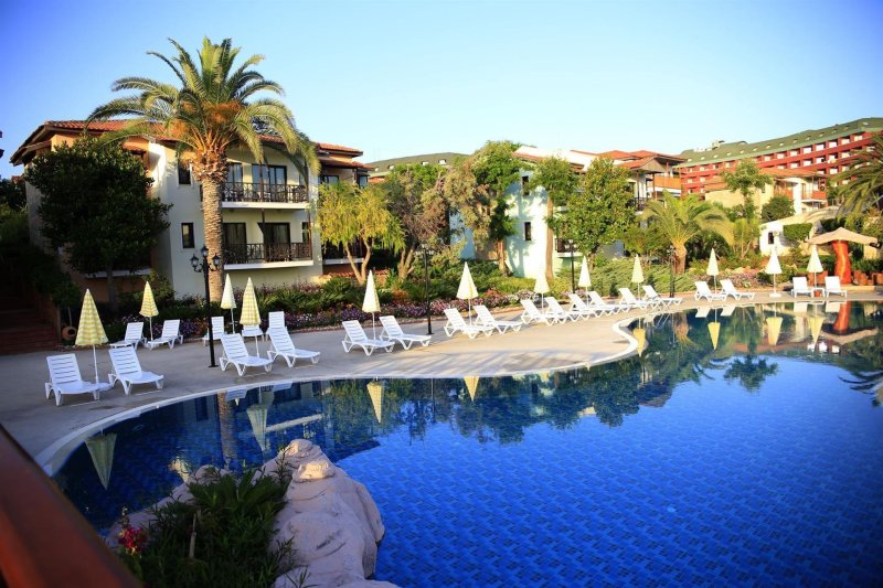 Alanya utazás Gypsophila Holiday Village