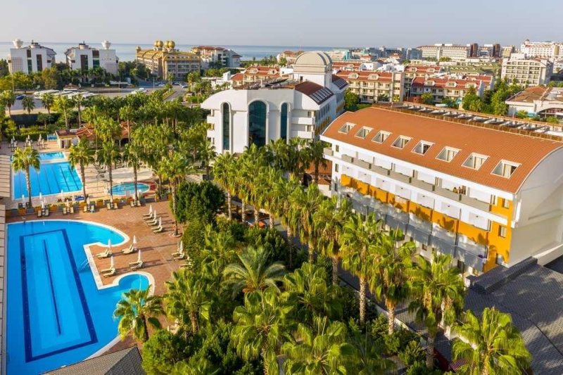 Side utazás Hane Family Resort