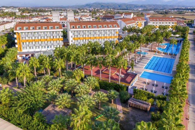 Side utazás Hane Family Resort