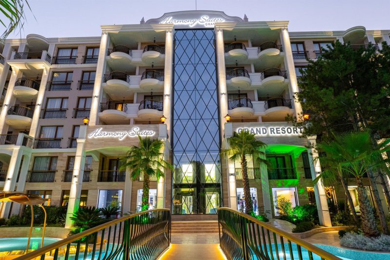 Napospart utazás Harmony Suites Grand Resort Deluxe