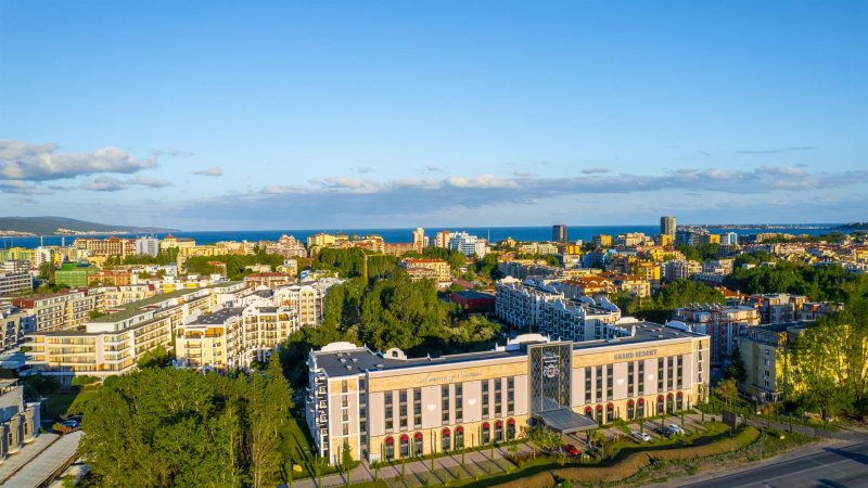 Napospart utazás Harmony Suites Grand Resort Deluxe