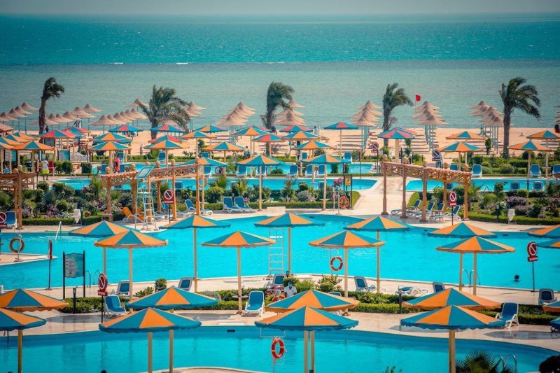 Hurghada utazás Hawaii Paradise Aqua Park Resort